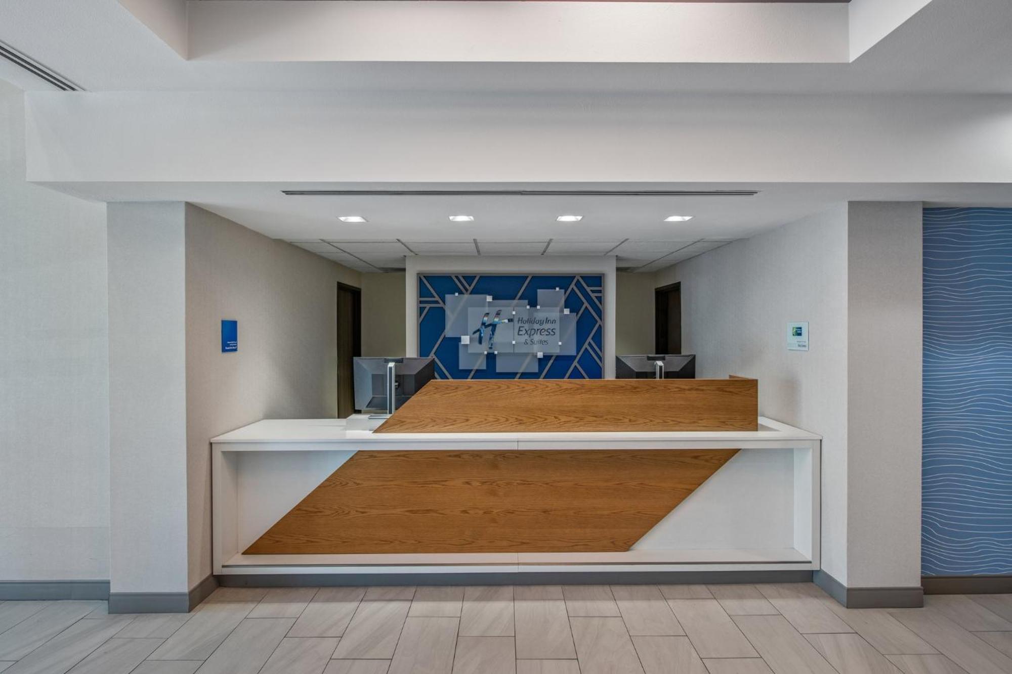 Holiday Inn Express San Diego - Sorrento Valley By Ihg Eksteriør billede